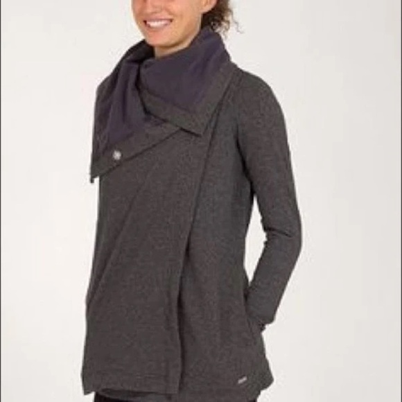 lululemon athletica Sweaters - Women's Lululemon Savasana Wrap Jacket Gray Size 6 Buttons